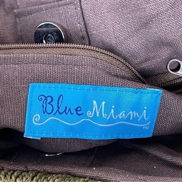 Blue Miami Woven Wooden Handle Button Embellished Bohemian Purse - Picture 8 of 11